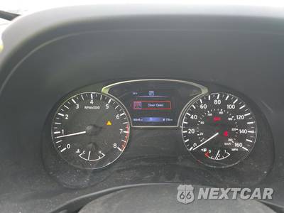 2020 Nissan Pathfinder S - zdjęcie 12 z 35 - miniatura