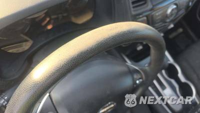 2020 Nissan Pathfinder S - zdjęcie 24 z 35 - miniatura