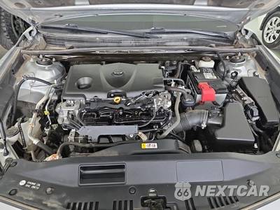 2021 Toyota Camry XSE - zdjęcie 12 z 16 - miniatura