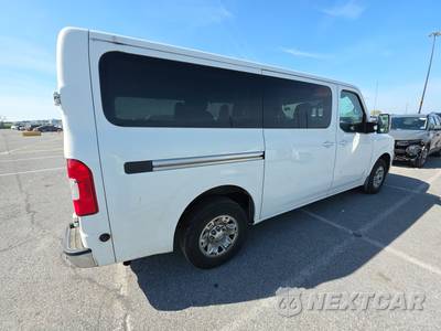 2016 Nissan NV3500 HD Passenger SV 146.1" WB - zdjęcie 4 z 37 - miniatura