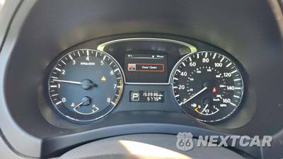 2015 Nissan Altima 2.5 SV - zdjęcie 18 z 37 - miniatura
