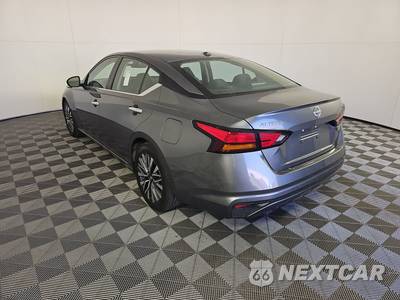 2023 Nissan Altima SV - zdjęcie 6 z 17 - miniatura