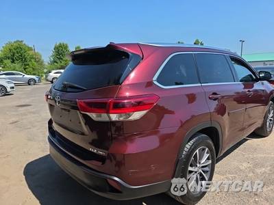 2017 Toyota Highlander XLE - zdjęcie 4 z 23 - miniatura