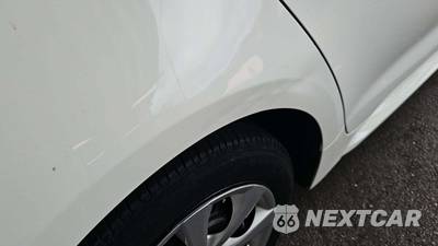 2023 Toyota Corolla LE Sedan - zdjęcie 7 z 9 - miniatura