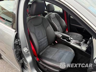 2013 Mercedes-Benz C 300 4MATIC Sedan - zdjęcie 8 z 28 - miniatura