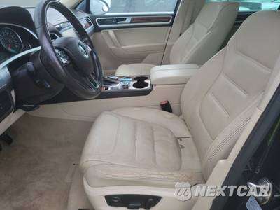 2011 Volkswagen Touareg Executive - zdjęcie 7 z 34 - miniatura