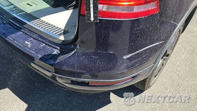2011 Volkswagen Touareg Executive - zdjęcie 32 z 34 - miniatura