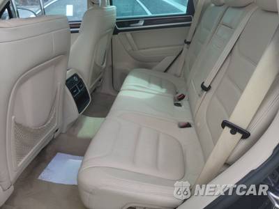 2011 Volkswagen Touareg Executive - zdjęcie 13 z 34 - miniatura