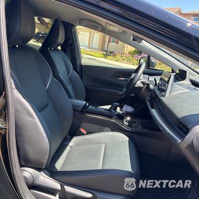 2026 Toyota Prius XLE - zdjęcie 9 z 18 - miniatura
