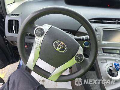 2012 Toyota Prius Three - zdjęcie 10 z 18 - miniatura