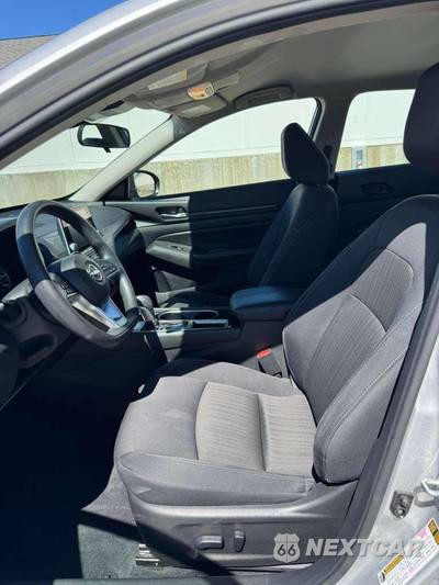 2024 Nissan Altima SV - zdjęcie 10 z 13 - miniatura