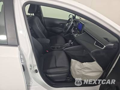 2023 Toyota Corolla LE Sedan - zdjęcie 8 z 17 - miniatura