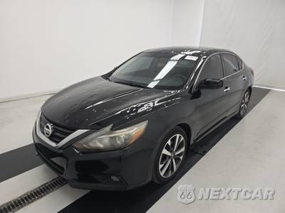 2017 Nissan Altima 2.5 SR - zdjęcie 1 z 71 - miniatura