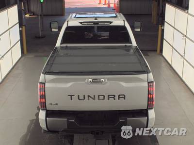 2022 Toyota Tundra Limited Crew Cab Short Bed - zdjęcie 5 z 21 - miniatura