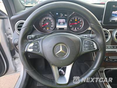 2017 Mercedes-Benz GLC 300 4MATIC - zdjęcie 10 z 31 - miniatura