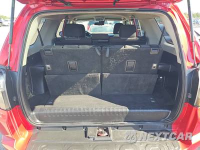 2021 Toyota 4Runner SR5 - zdjęcie 17 z 29 - miniatura