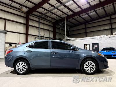2017 Toyota Corolla LE Sedan - zdjęcie 4 z 31 - miniatura