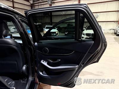 2018 Mercedes-Benz GLC 300 - zdjęcie 17 z 27 - miniatura