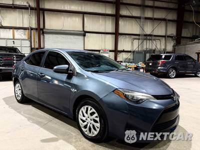 2017 Toyota Corolla LE Sedan - zdjęcie 2 z 31 - miniatura