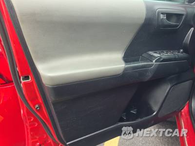 2020 Toyota Tacoma SR Crew Cab Medium Bed - zdjęcie 9 z 21 - miniatura