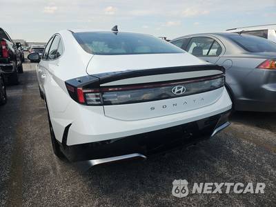 2025 Hyundai Sonata SEL - zdjęcie 5 z 19 - miniatura