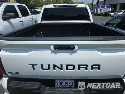 2024 Toyota Tundra Limited Crew Cab Short Bed - zdjęcie 5 z 26 - miniatura