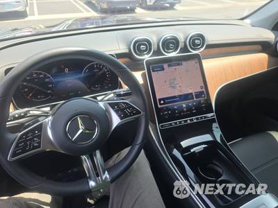 2025 Mercedes-Benz GLC 350e - zdjęcie 11 z 24 - miniatura