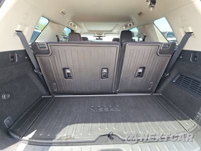 2024 Nissan Pathfinder Platinum - zdjęcie 17 z 32 - miniatura