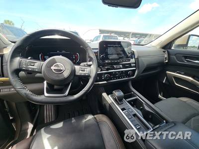 2024 Nissan Pathfinder Platinum - zdjęcie 11 z 32 - miniatura