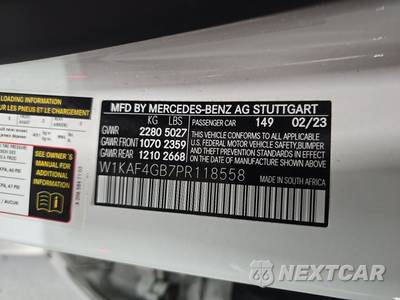 2023 Mercedes-Benz C 300 Sedan - zdjęcie 15 z 28 - miniatura