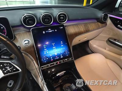 2023 Mercedes-Benz C 300 Sedan - zdjęcie 11 z 28 - miniatura