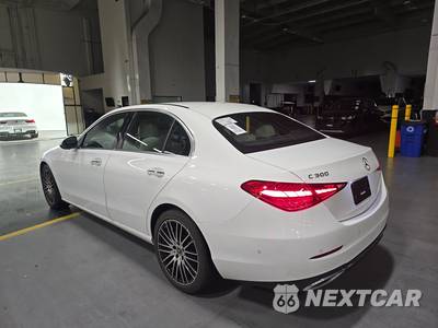 2023 Mercedes-Benz C 300 Sedan - zdjęcie 6 z 28 - miniatura