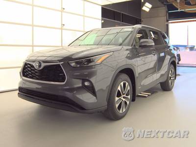 2024 Toyota Highlander Hybrid XLE
