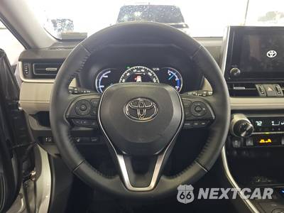 2025 Toyota RAV4 Hybrid XLE Premium - zdjęcie 10 z 22 - miniatura