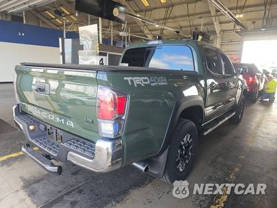 2021 Toyota Tacoma TRD Off-Road Crew Cab Medium Bed - zdjęcie 4 z 28 - miniatura