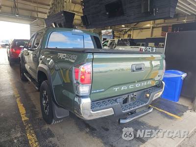 2021 Toyota Tacoma TRD Off-Road Crew Cab Medium Bed - zdjęcie 6 z 28 - miniatura