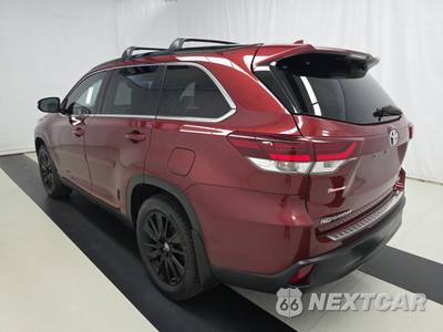 2019 Toyota Highlander SE - zdjęcie 6 z 19 - miniatura