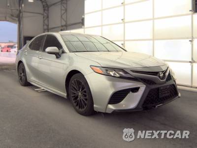 2018 Toyota Camry SE - zdjęcie 3 z 24 - miniatura