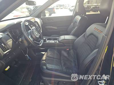 2024 Nissan Pathfinder Rock Creek - zdjęcie 7 z 23 - miniatura