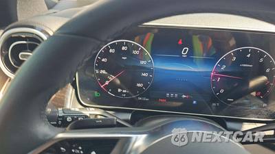 2025 Mercedes-Benz GLC 300 - zdjęcie 20 z 21 - miniatura