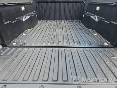 2025 Toyota Tacoma TRD Off-Road Crew Cab Medium Bed - zdjęcie 17 z 20 - miniatura