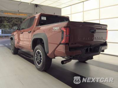 2025 Toyota Tacoma TRD Off-Road Crew Cab Medium Bed - zdjęcie 2 z 20 - miniatura