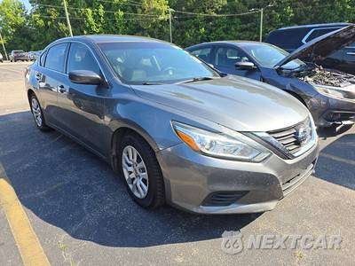 2016 Nissan Altima 2.5 S - zdjęcie 3 z 36 - miniatura