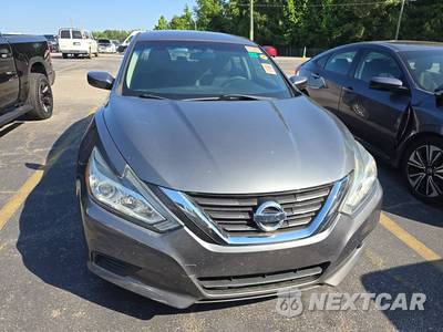 2016 Nissan Altima 2.5 S - zdjęcie 2 z 36 - miniatura