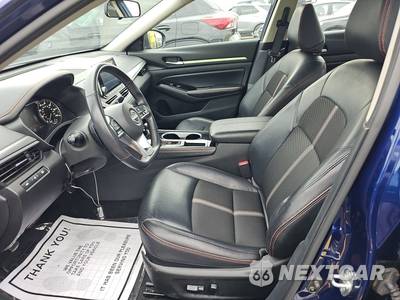 2024 Nissan Altima SR - zdjęcie 7 z 18 - miniatura