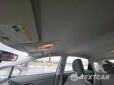 2011 Toyota Prius Three - zdjęcie 18 z 48 - miniatura