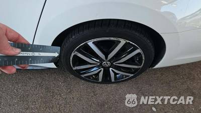 2013 Volkswagen Jetta GLI Autobahn Sedan w/Navigation - zdjęcie 26 z 38 - miniatura