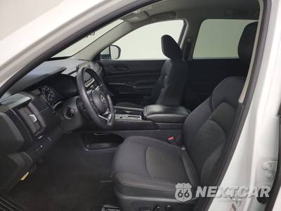 2024 Nissan Pathfinder SV - zdjęcie 7 z 18 - miniatura