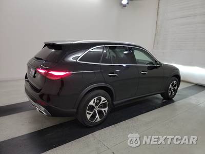 2025 Mercedes-Benz GLC 350e - zdjęcie 4 z 29 - miniatura