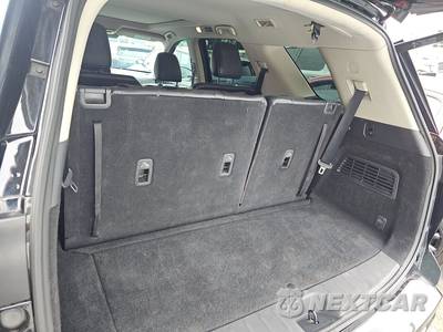 2022 Nissan Pathfinder SL - zdjęcie 17 z 27 - miniatura